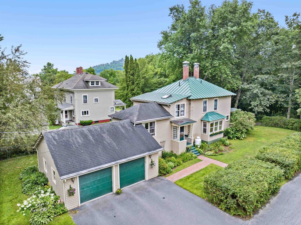 144 Highland Avenue, St. Johnsbury, VT 05819