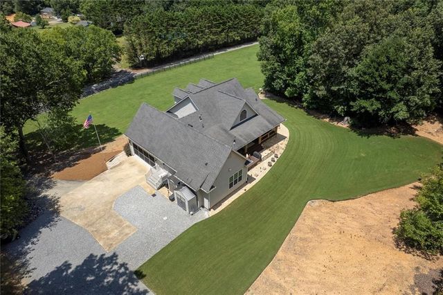 82 Henry Mack Hill Road, Rydal, GA 30171