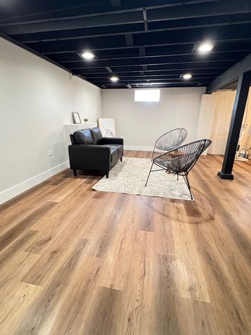 1061 S Pleasure Court, Aurora, IL 60506