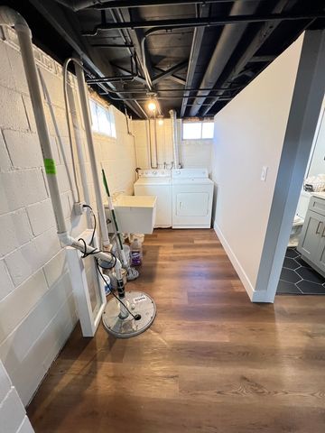 1061 S Pleasure Court, Aurora, IL 60506