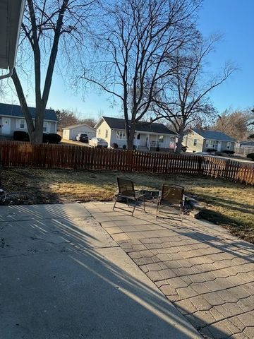 1061 S Pleasure Court, Aurora, IL 60506