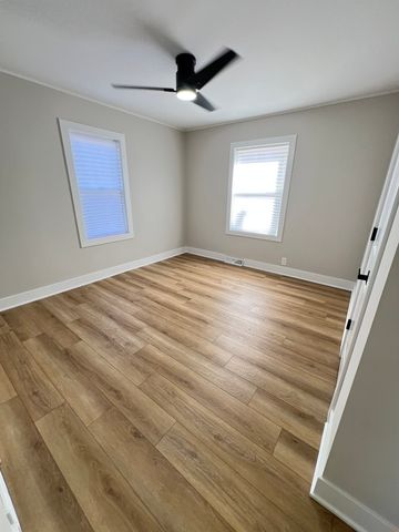 1061 S Pleasure Court, Aurora, IL 60506