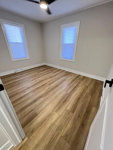 1061 S Pleasure Court, Aurora, IL 60506