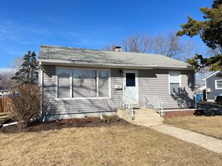 1061 S Pleasure Court, Aurora, IL 60506