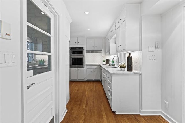 560 Windsor Parkway, Atlanta, GA 30342