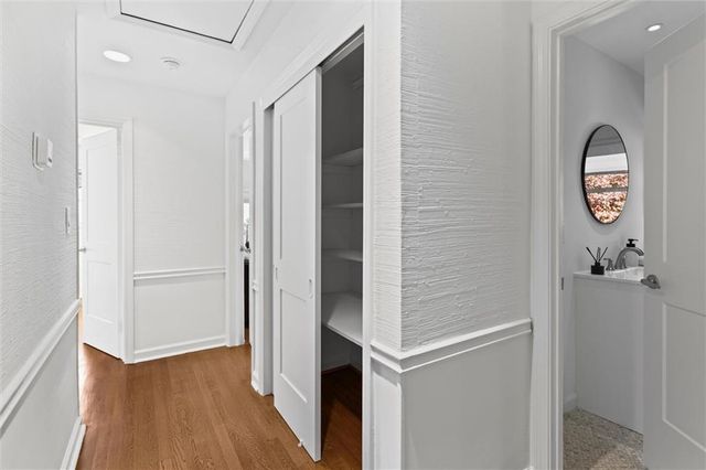 560 Windsor Parkway, Atlanta, GA 30342