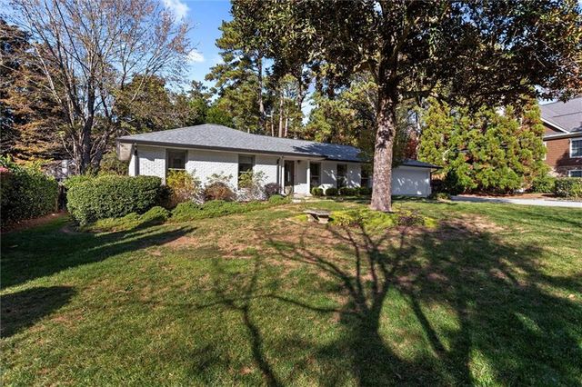 560 Windsor Parkway, Atlanta, GA 30342