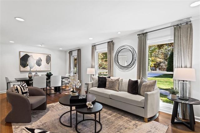 560 Windsor Parkway, Atlanta, GA 30342