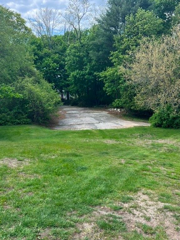0 Hoxie Court, Coventry, RI 02816