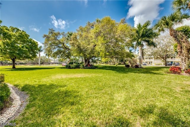 1215 Tropic TER, North Fort Myers, FL 33903