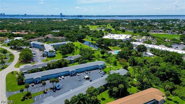 1215 Tropic TER, North Fort Myers, FL 33903