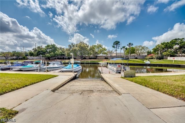 1215 Tropic TER, North Fort Myers, FL 33903