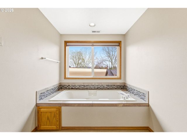 3642 Powder Creek Ct N, Keizer, OR 97303