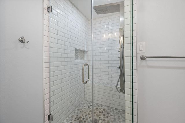 801 Commodore Drive, Livingston, TX 77351