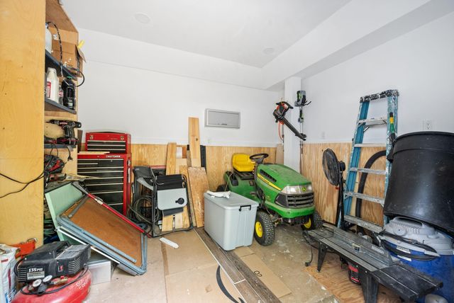 801 Commodore Drive, Livingston, TX 77351