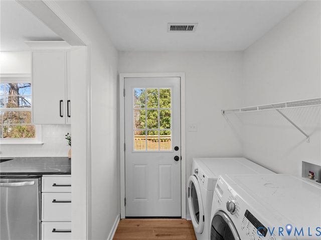 4824 McAllister Dr, Chester, VA 23831