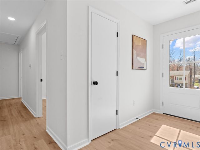 4824 McAllister Dr, Chester, VA 23831