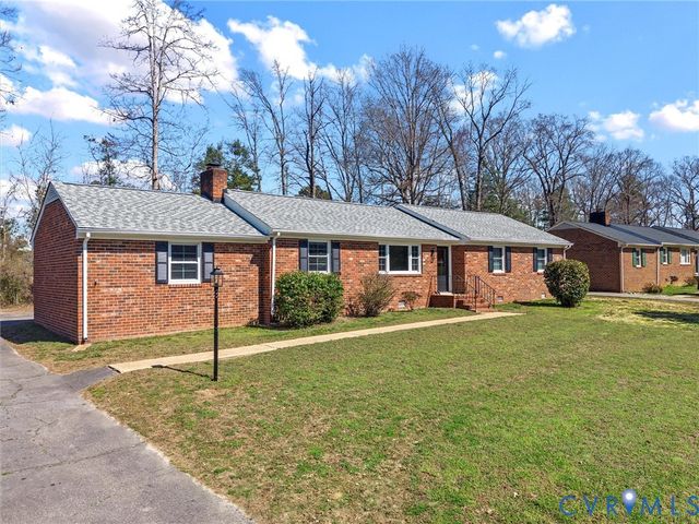 4824 McAllister Dr, Chester, VA 23831