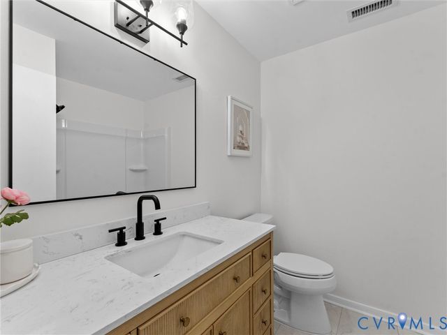 4824 McAllister Dr, Chester, VA 23831