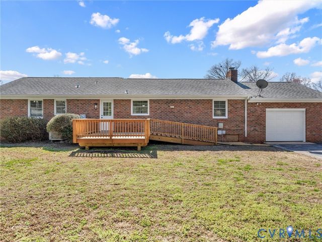 4824 McAllister Dr, Chester, VA 23831