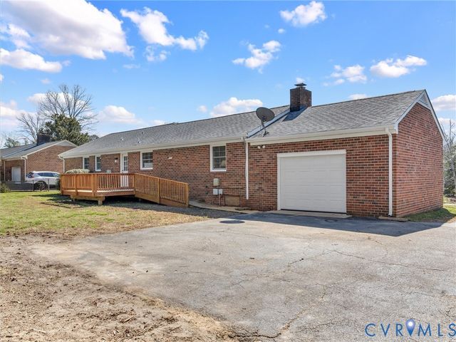4824 McAllister Dr, Chester, VA 23831