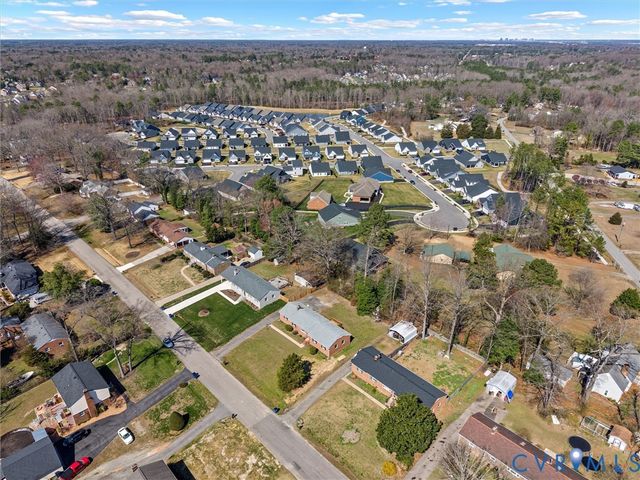 4824 McAllister Dr, Chester, VA 23831