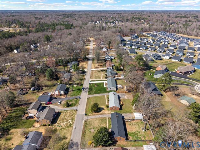 4824 McAllister Dr, Chester, VA 23831