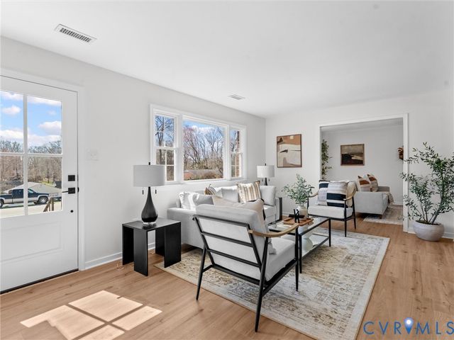 4824 McAllister Dr, Chester, VA 23831