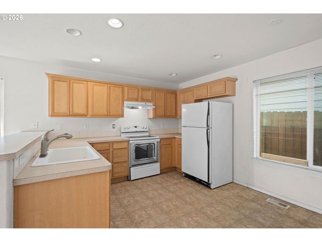 1317 Ne 168TH St, Ridgefield, WA 98642