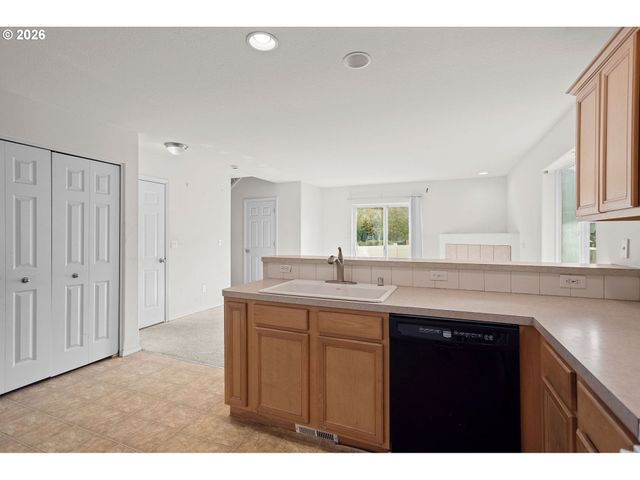 1317 Ne 168TH St, Ridgefield, WA 98642