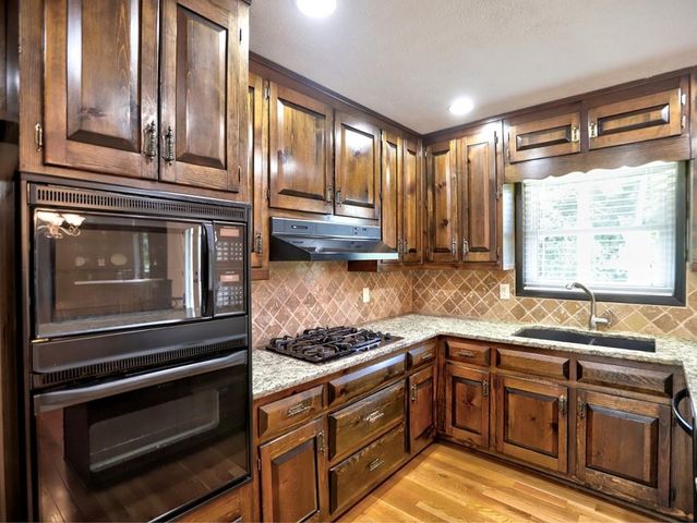 494 Embry Lane, Marietta, GA 30066