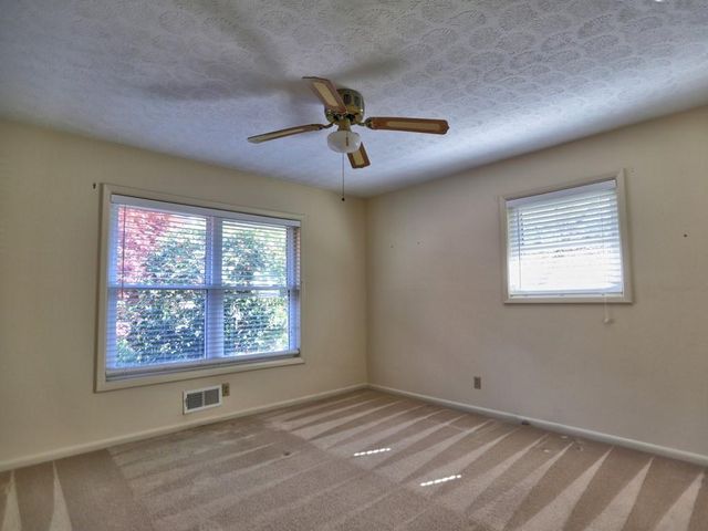 494 Embry Lane, Marietta, GA 30066