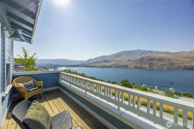 326 Porcupine Lane, Chelan, WA 98816