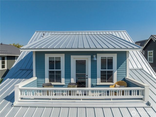 326 Porcupine Lane, Chelan, WA 98816