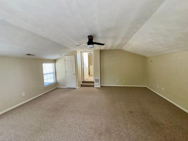 13466 High Gate MEWS, Carrollton, VA 23314