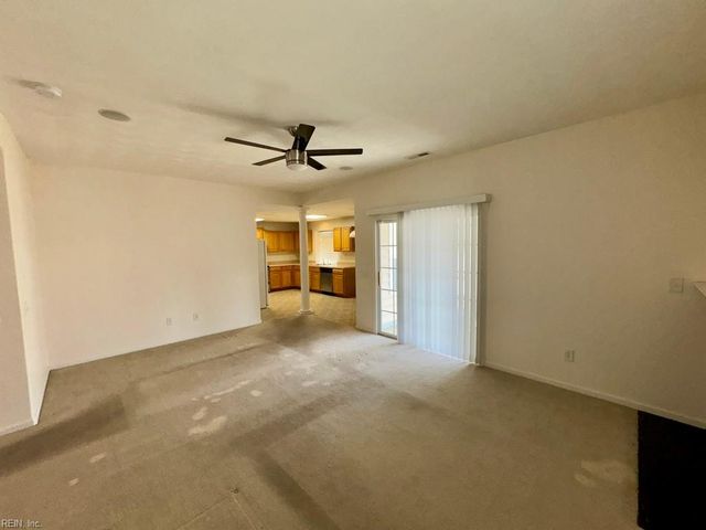 13466 High Gate MEWS, Carrollton, VA 23314