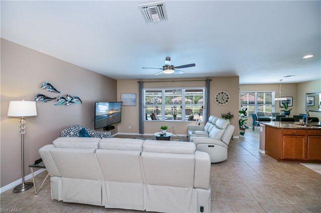 3217 Birch Tree LN, Alva, FL 33920