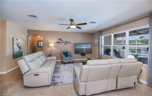 3217 Birch Tree LN, Alva, FL 33920