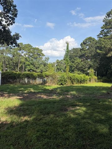17162 Highway 105 E, Conroe, TX 77306