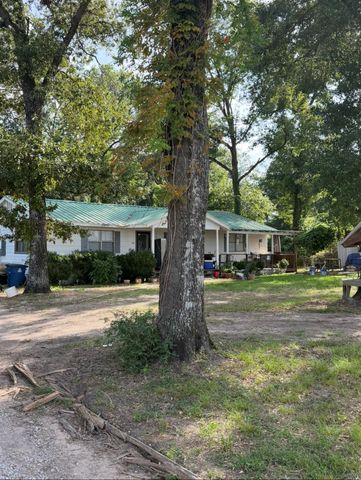 17162 Highway 105 E, Conroe, TX 77306