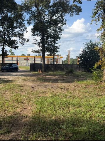 17162 Highway 105 E, Conroe, TX 77306