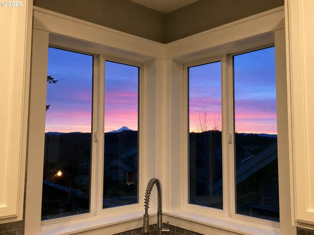 15753 Se CHELSEA MORNING Dr, Happy Valley, OR 97086