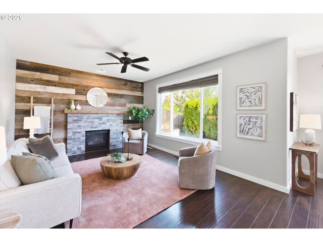 15753 Se CHELSEA MORNING Dr, Happy Valley, OR 97086