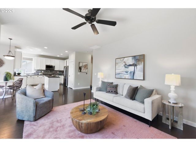 15753 Se CHELSEA MORNING Dr, Happy Valley, OR 97086