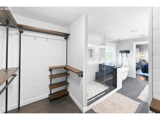 15753 Se CHELSEA MORNING Dr, Happy Valley, OR 97086