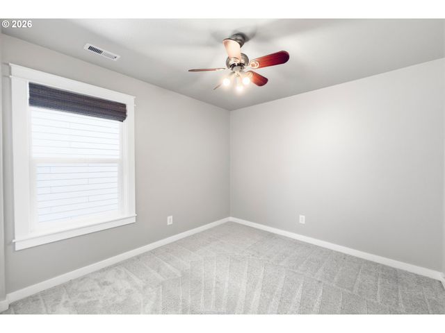 15753 Se CHELSEA MORNING Dr, Happy Valley, OR 97086