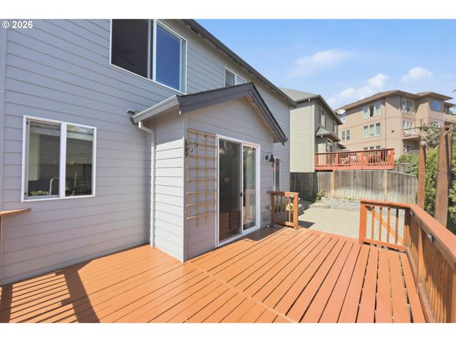 15753 Se CHELSEA MORNING Dr, Happy Valley, OR 97086