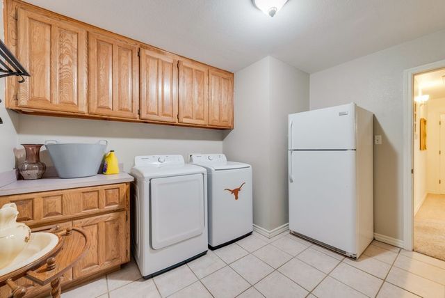 579 S Hitt Street, Boyd, TX 76023