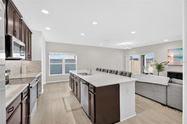 4781 MARCOS CIRCLE, Kissimmee, FL 34758