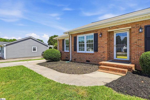 2 Brushy Creek Ridge, Taylors, SC 29687